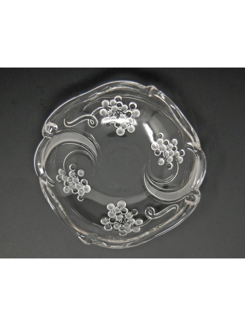 Mikasa Crystal Fortuna Candy Berry Dish Bowl Raised Grape Swirl Frosted 7.5"
